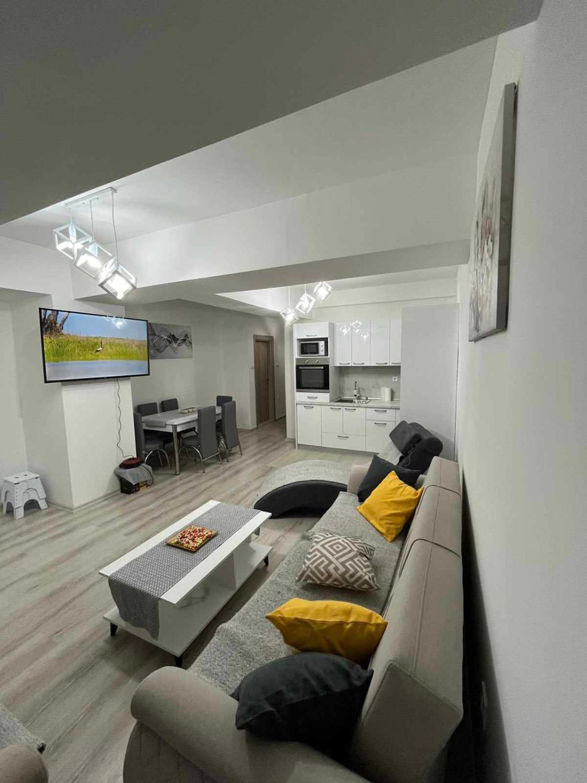 Maksim Apartments Üsküp Dış mekan fotoğraf